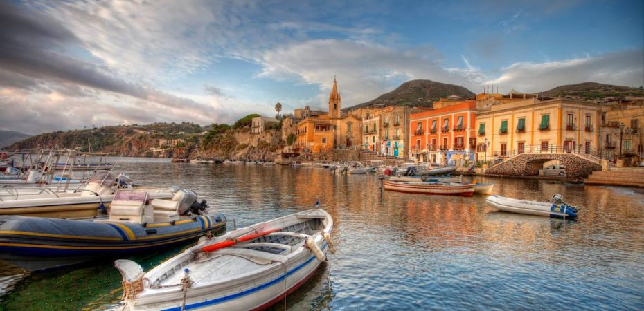 CERCA UN HOTEL a LIPARI Tutti gli hotel dell’isola di LIPARI